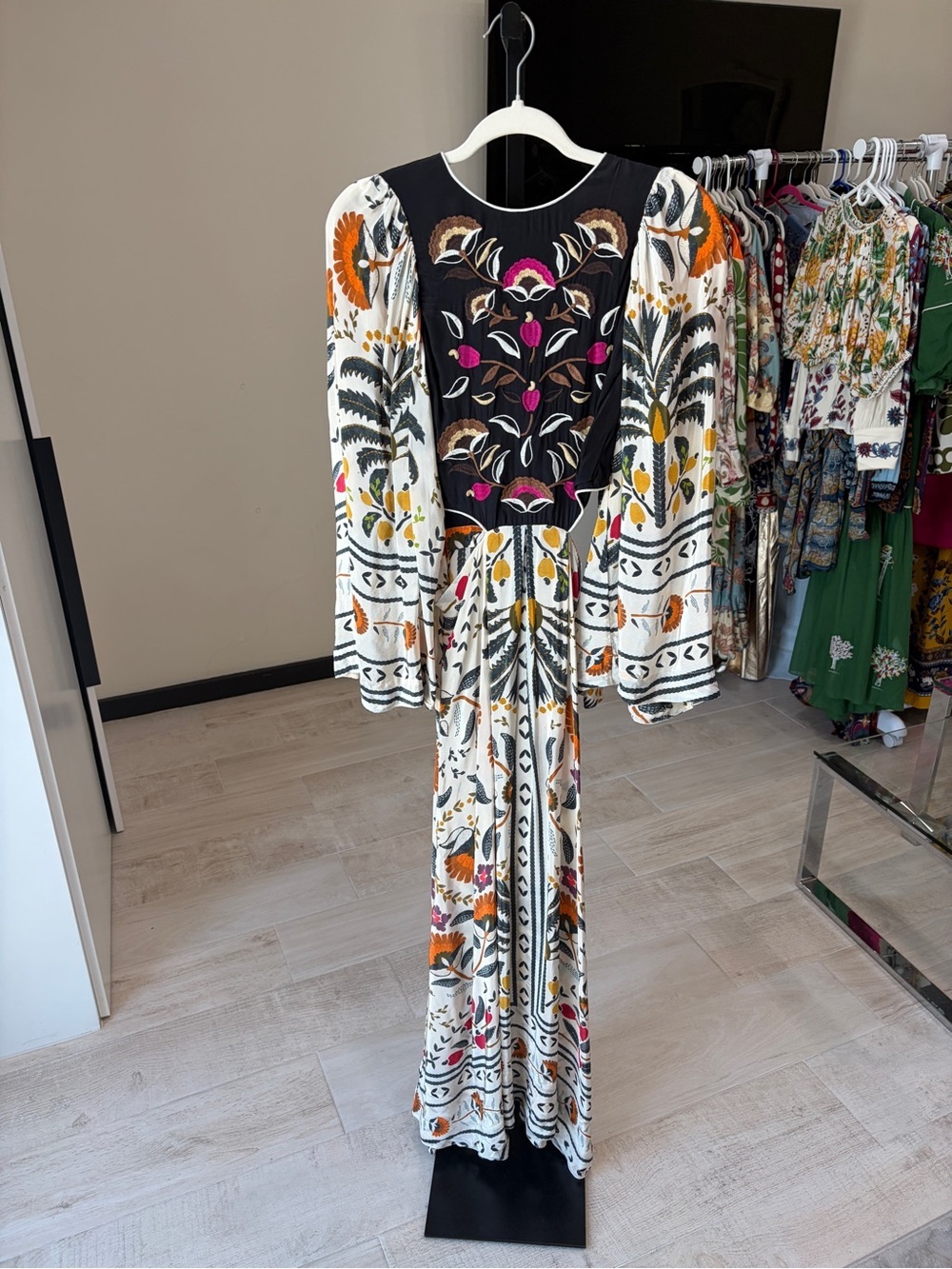 FARM RIO Cutout Embroidered Printed Crepe de Chine Maxi Dress - Picture 12 of 12